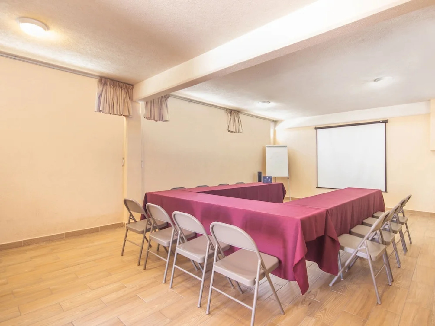 Capital O Hotel Suites Andrade