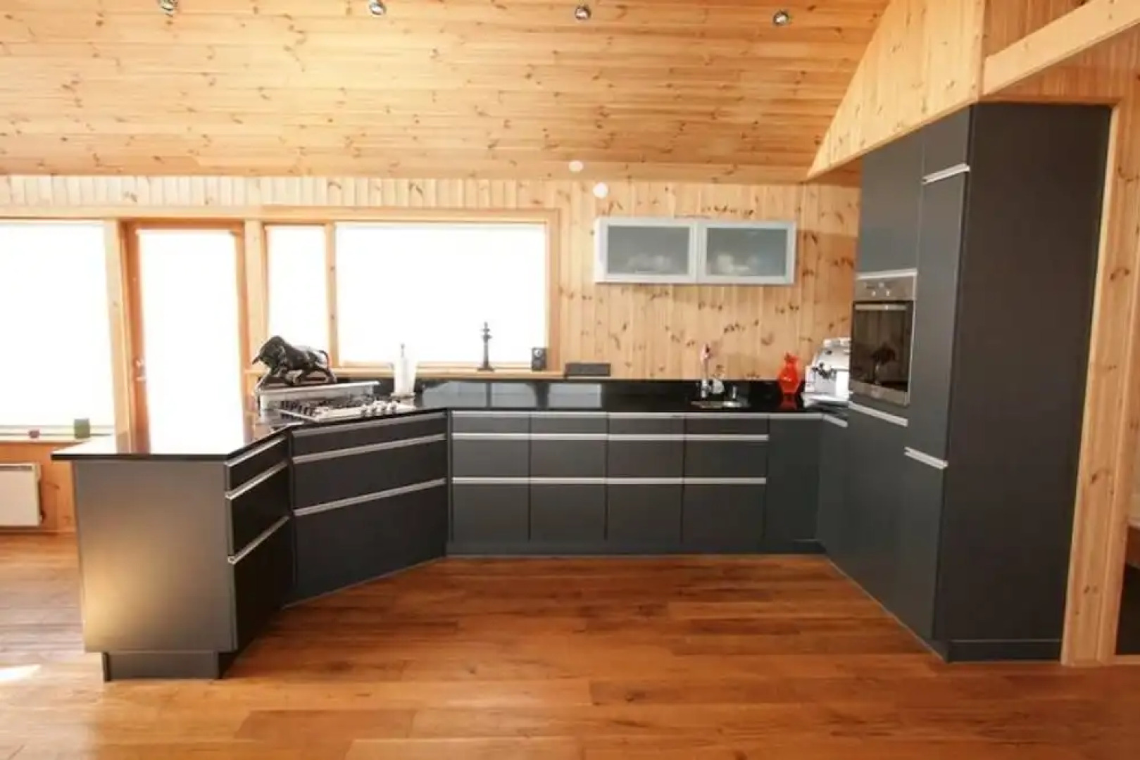 Glass House with River & 360 Degree View