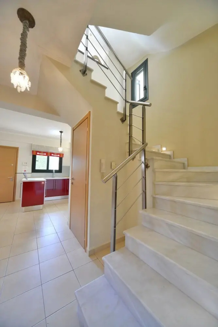 Elegant Villa by B&E