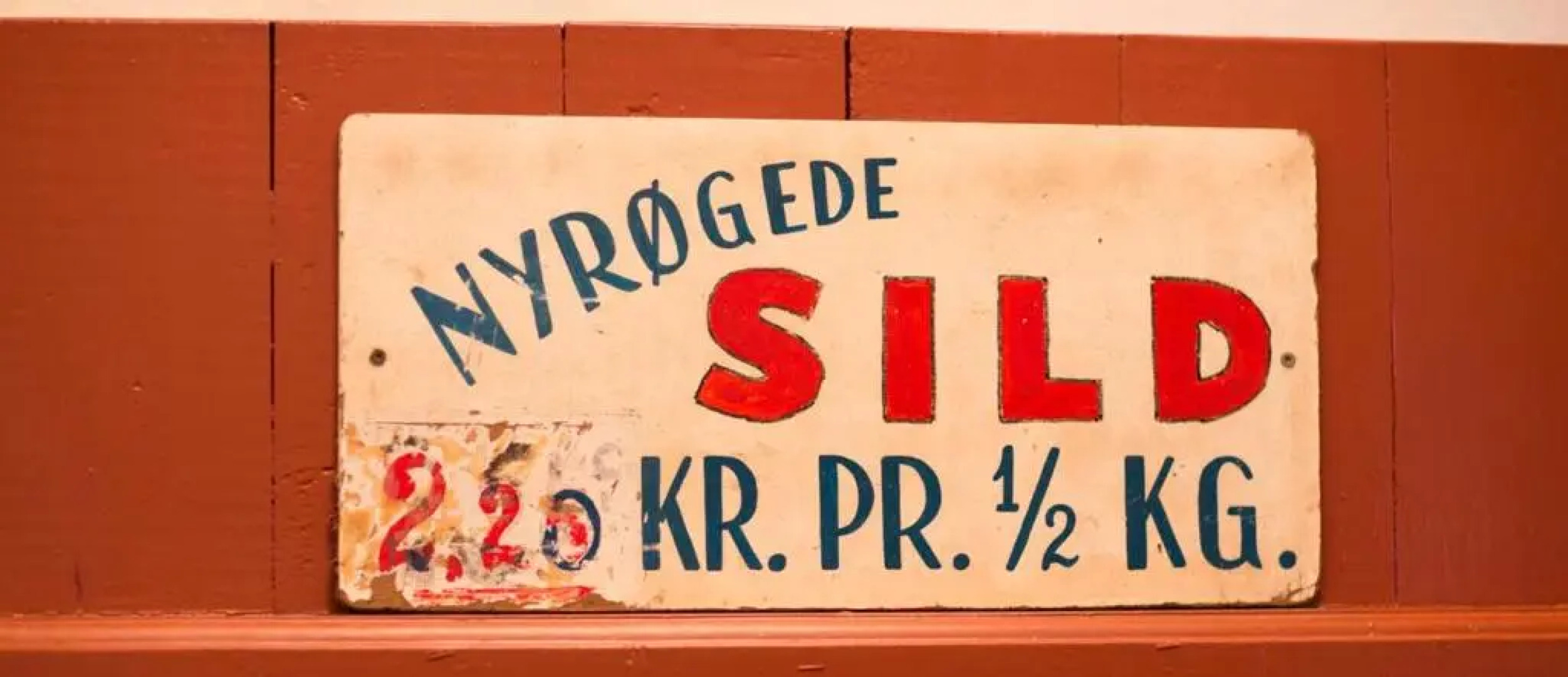 The 'Loft' Apartment- "Den Gule Svane" Guest House - near Rønne & Beach