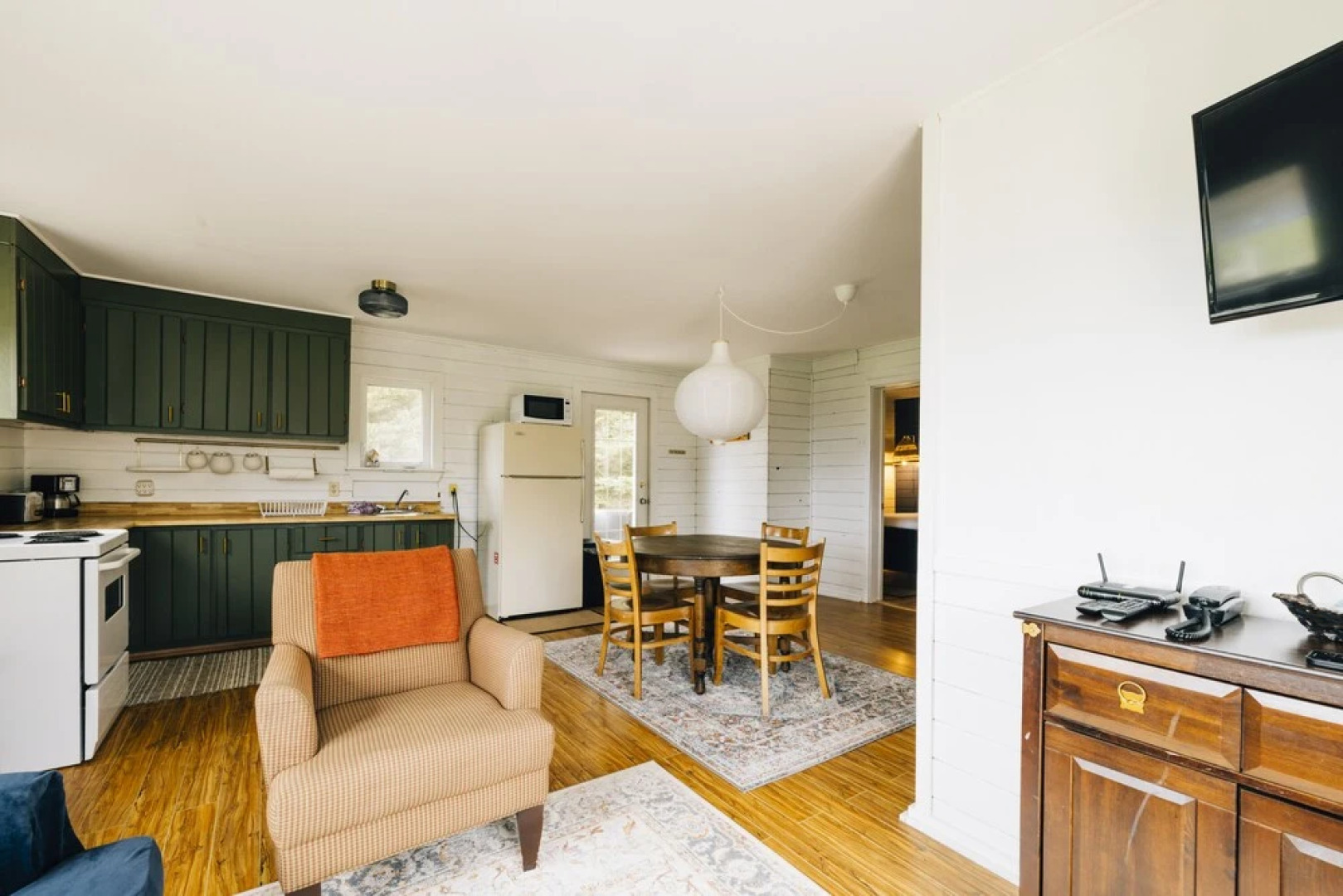 11 Boyles Crescent - Cavendish Guest Cottages