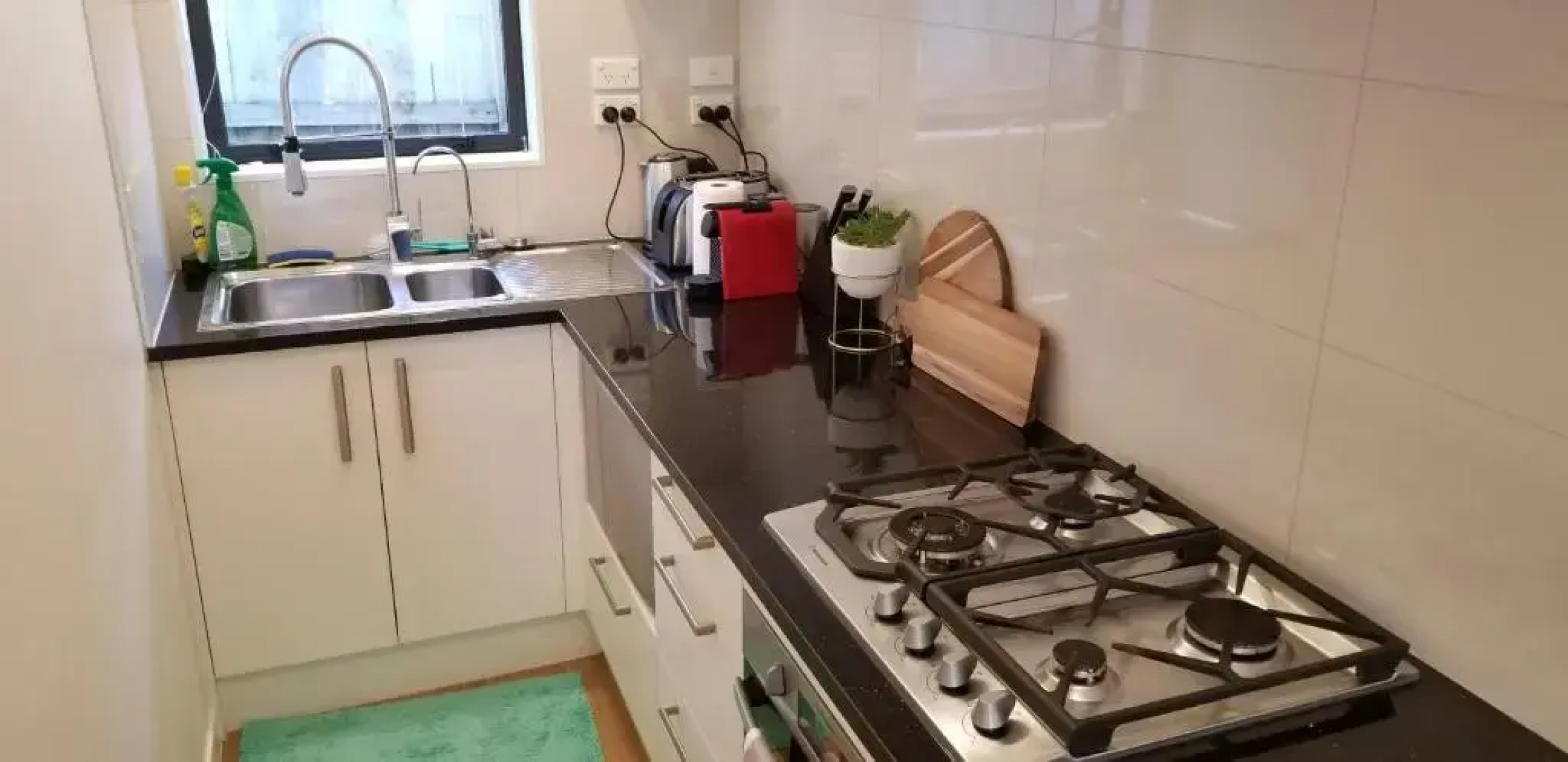 New Smart Home Nearby Plaza