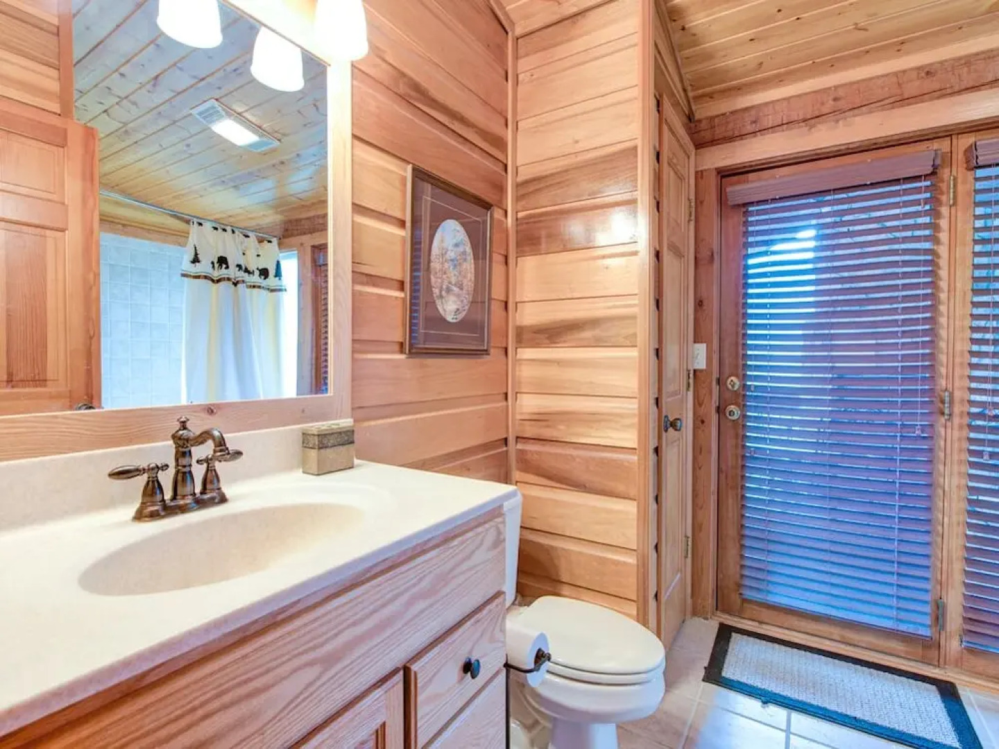 Resting Bears - Three Bedroom Cabin