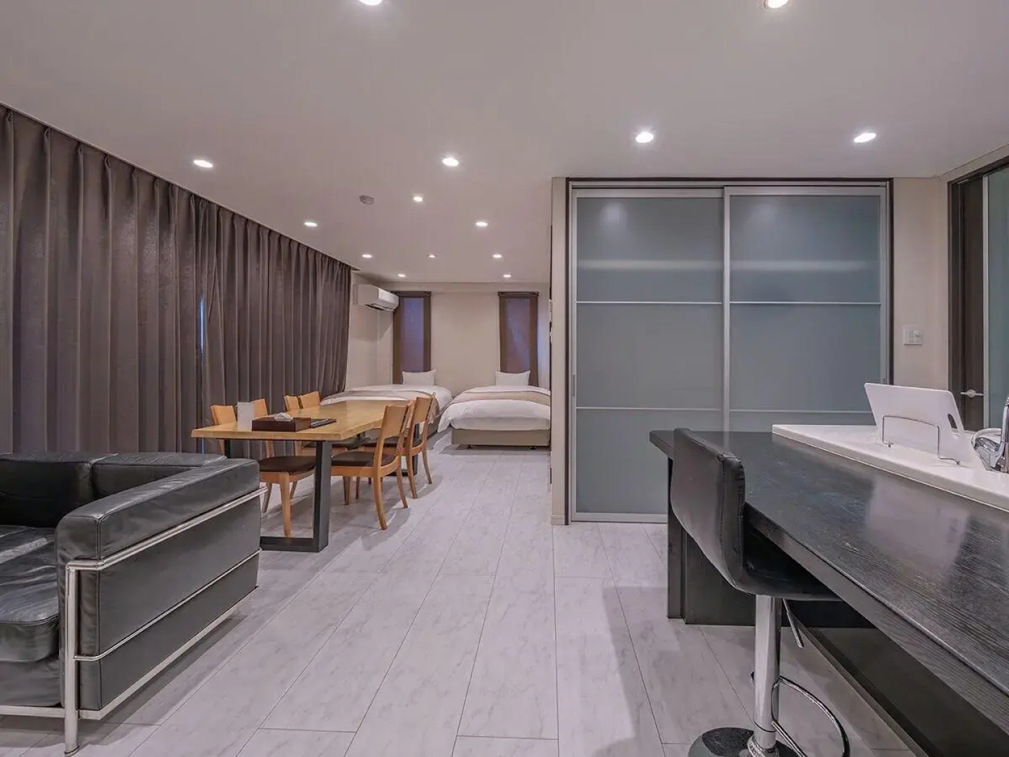 Residence Hotel Takayama Station