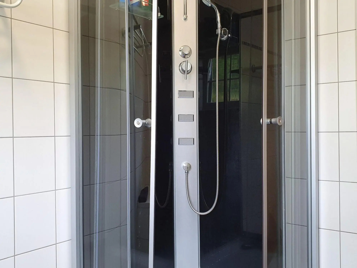 Luxury Holiday Home in Marchin With Wellness