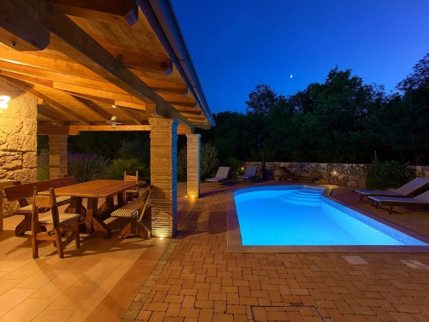 Attractive Villa in Kras with Swimming Pool