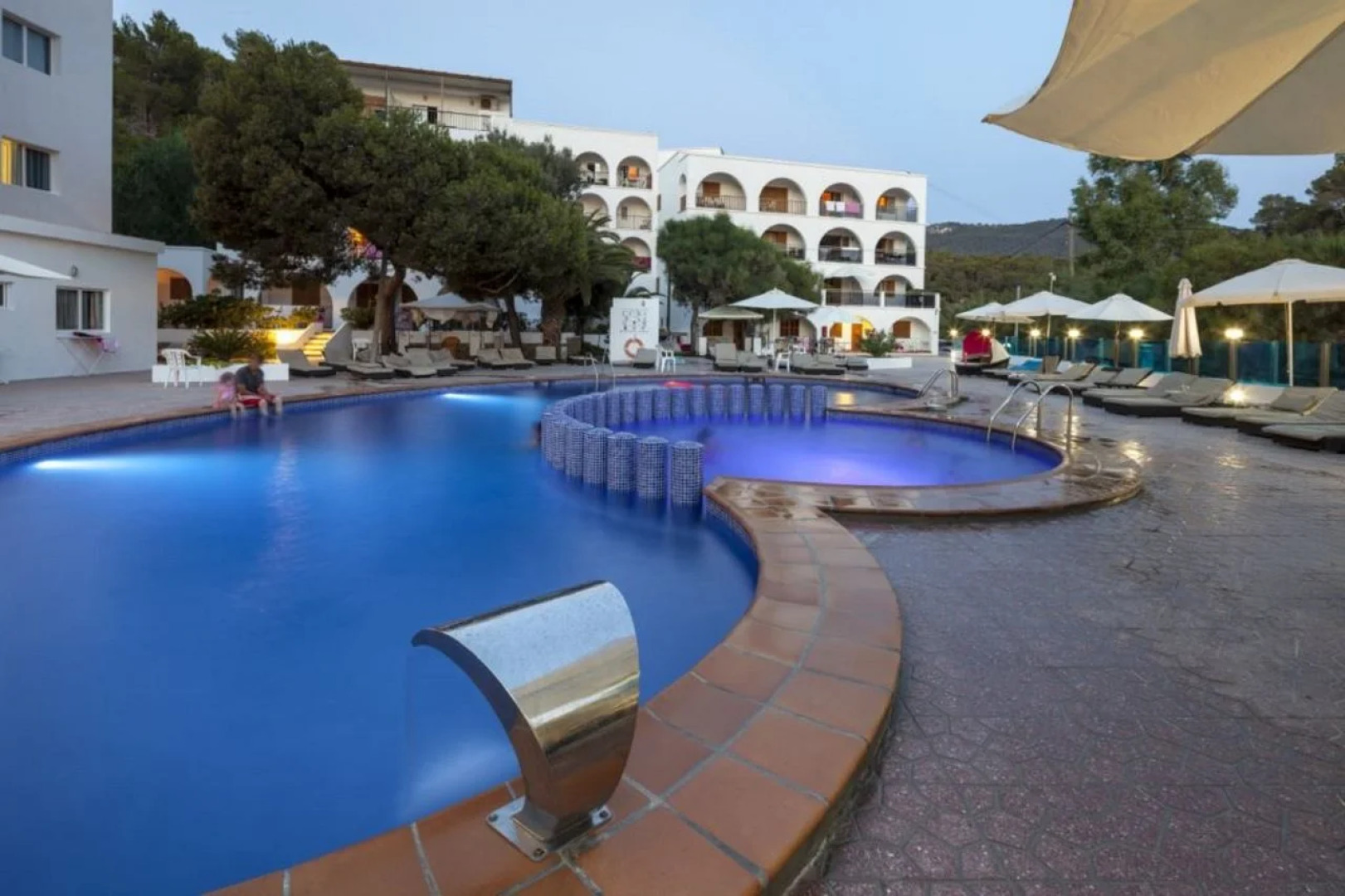 Aparthotel Puerto Cala Vadella