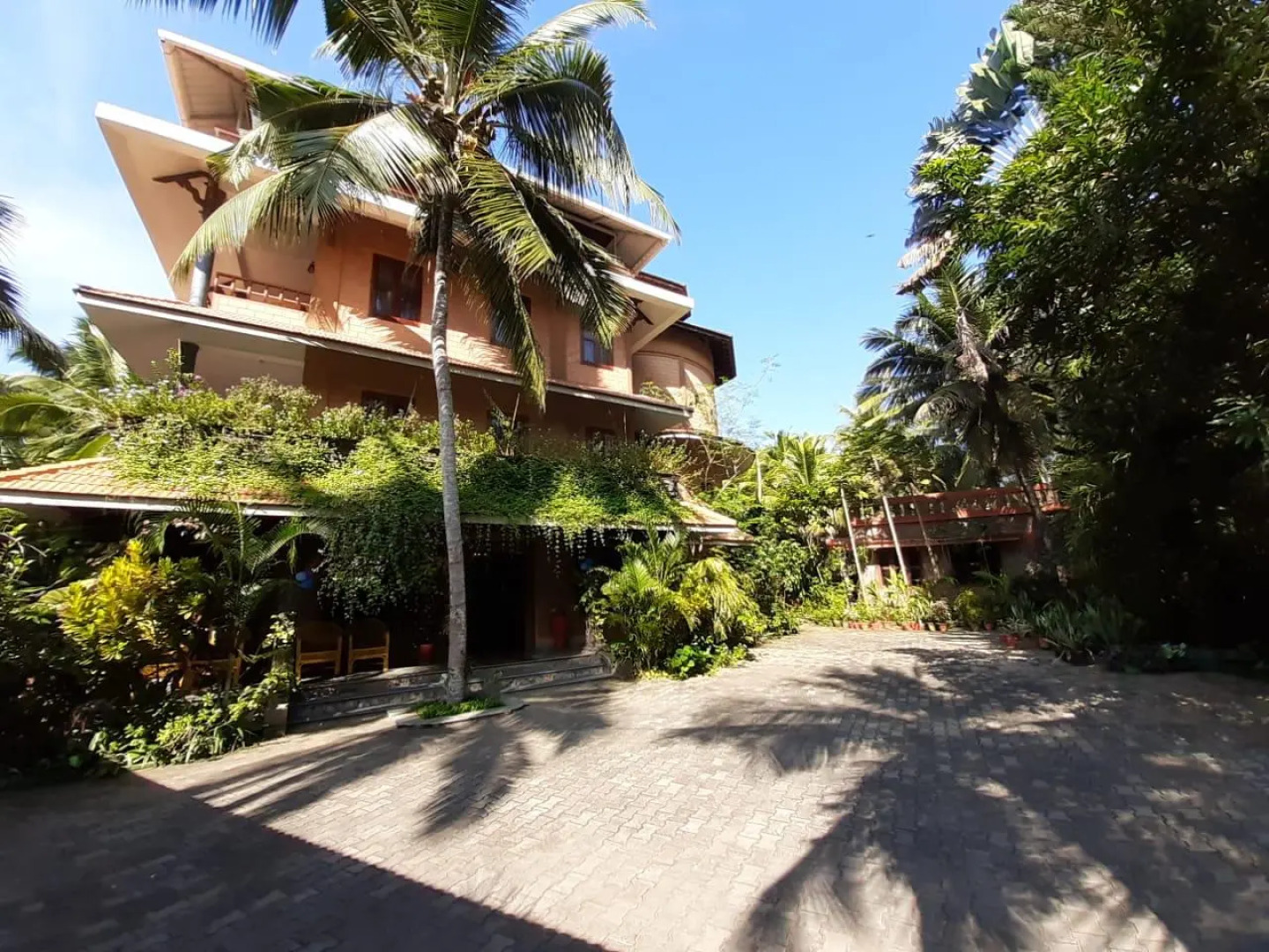 Wild Palms on Sea Hotel
