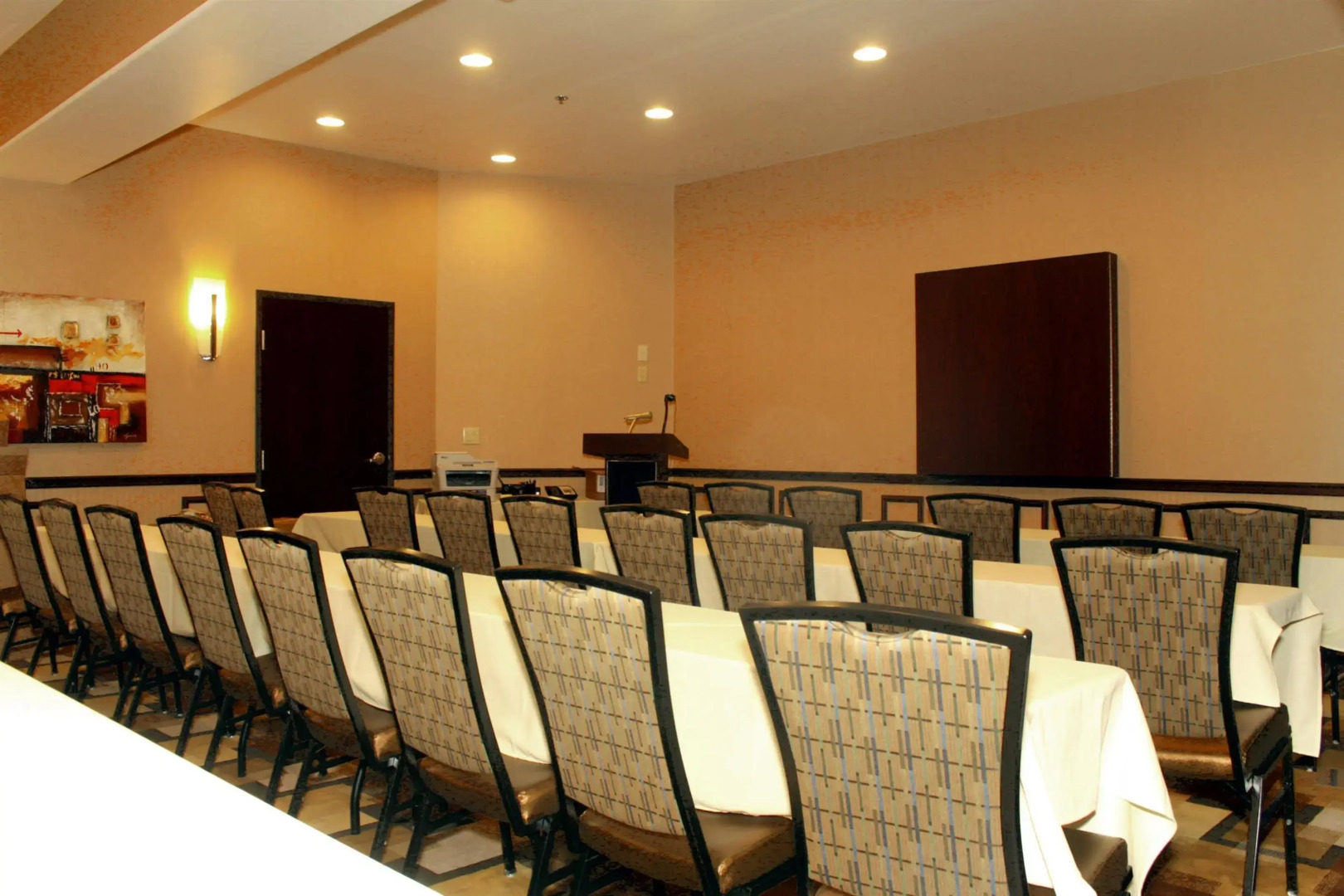 Best Western Plus KC Speedway Inn & Suites