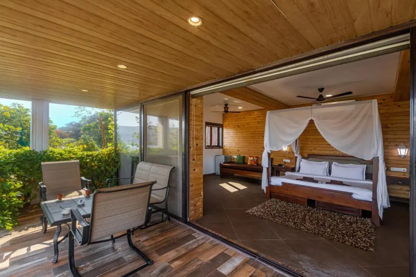 SaffronStays Athaang, Dapoli