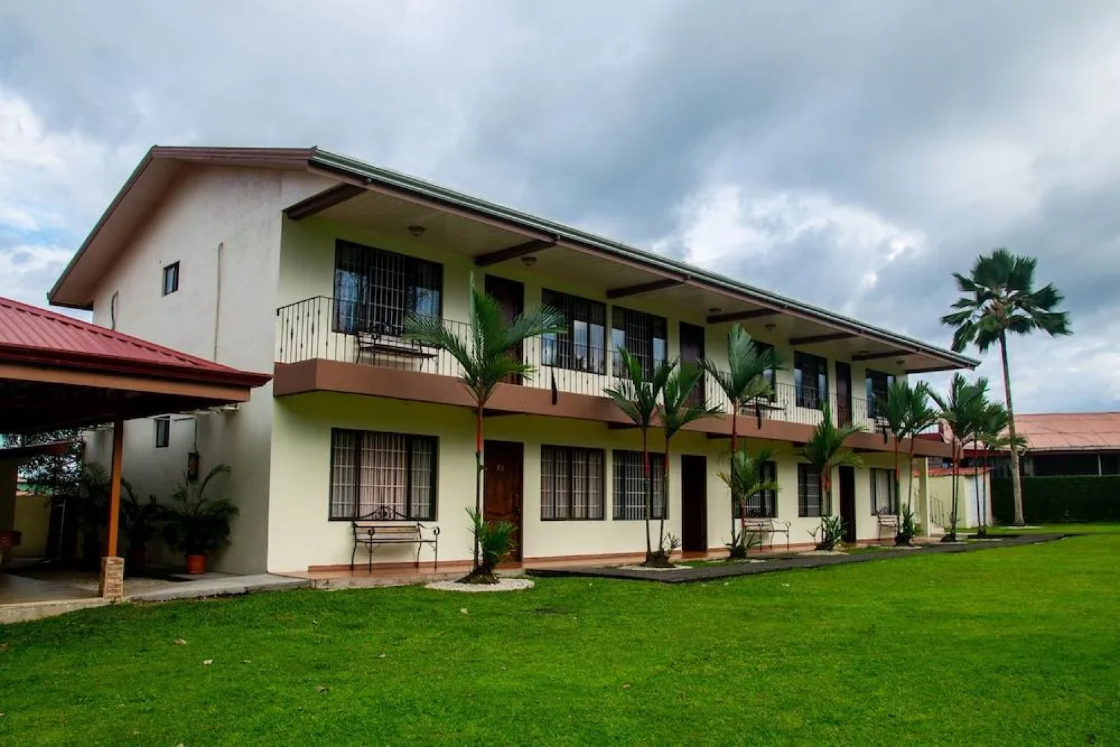 Condos Vista Al Volcán