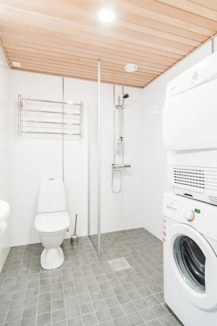 Local Nordic Apartments - Snowy Owl