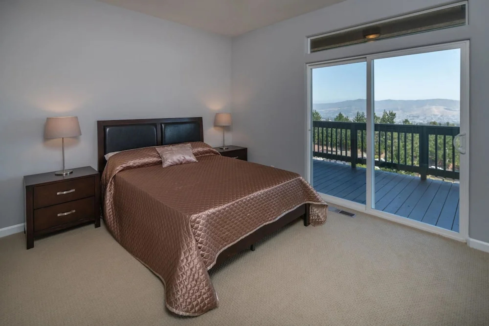 Hilltop 4 Br W Gorgeous SF Bay Panoramic Views by RedAwning