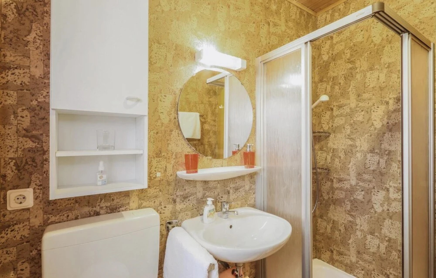 Stunning Apartment in Thalfang With 2 Bedrooms