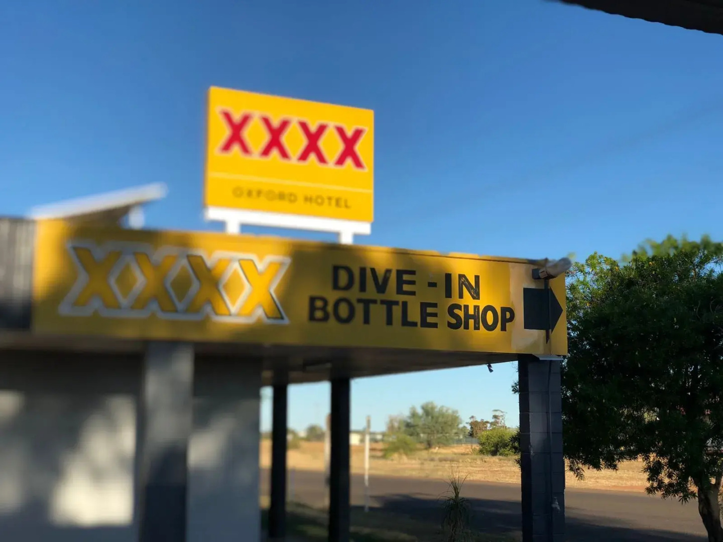 The Oxford Hotel Motel