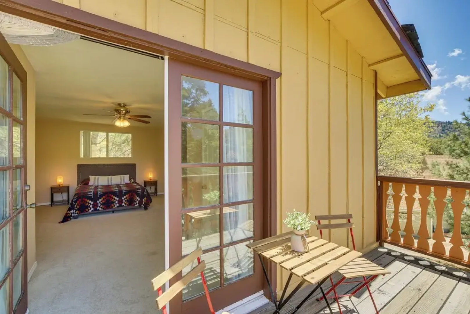 Cedar Glen Cabin  3 Mi to Lake Arrowhead Village!