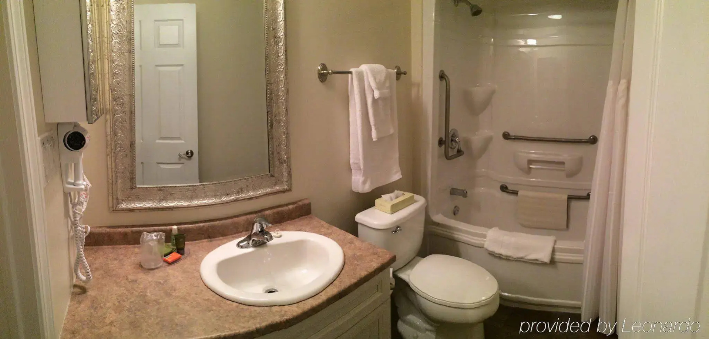 Balsam Suites Boutique Inn & Residence