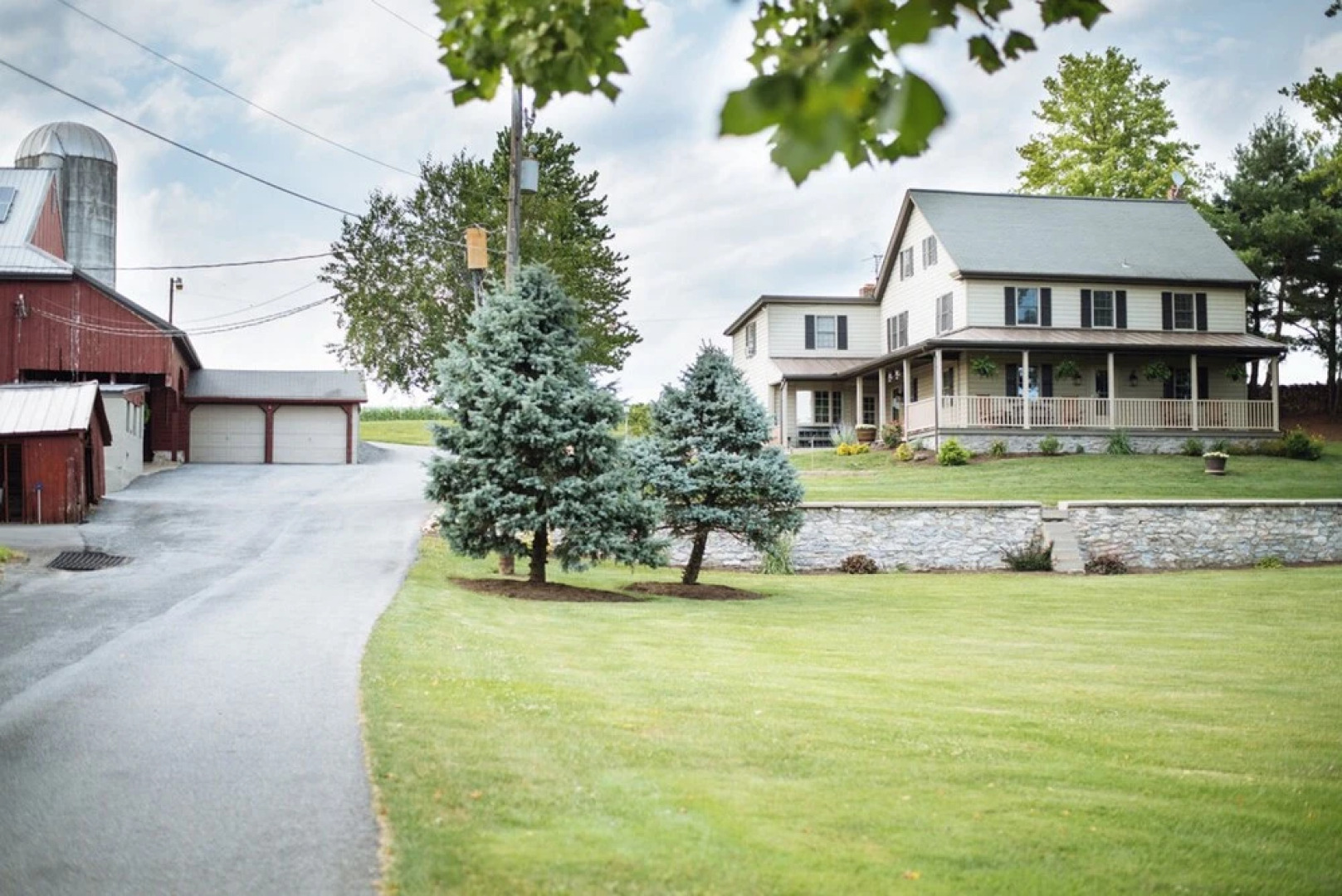 Country Log House Farm Bed and Breakfast