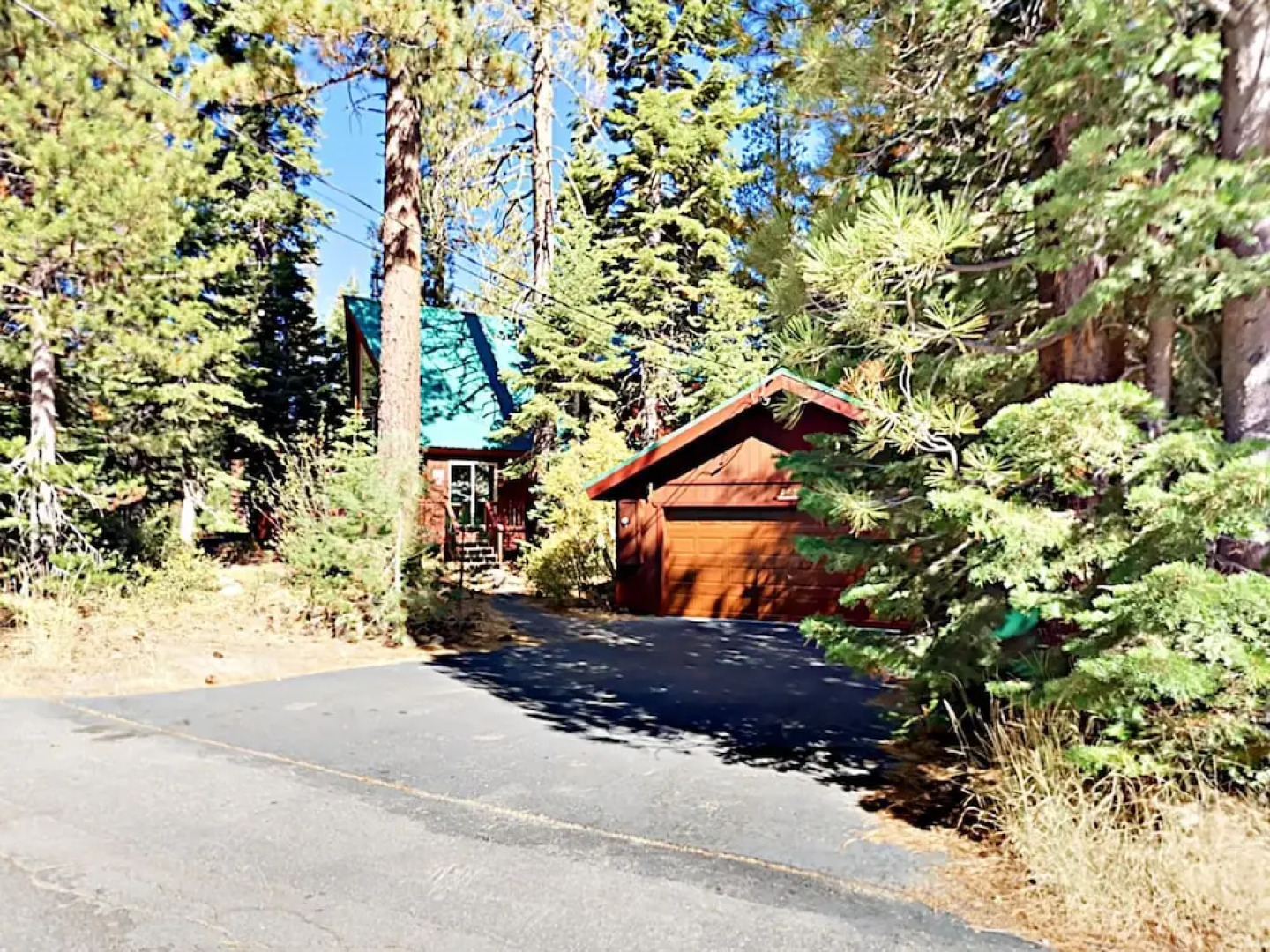 892 Evergreen Way Home 4 Bedrooms 2.5 Bathrooms Home