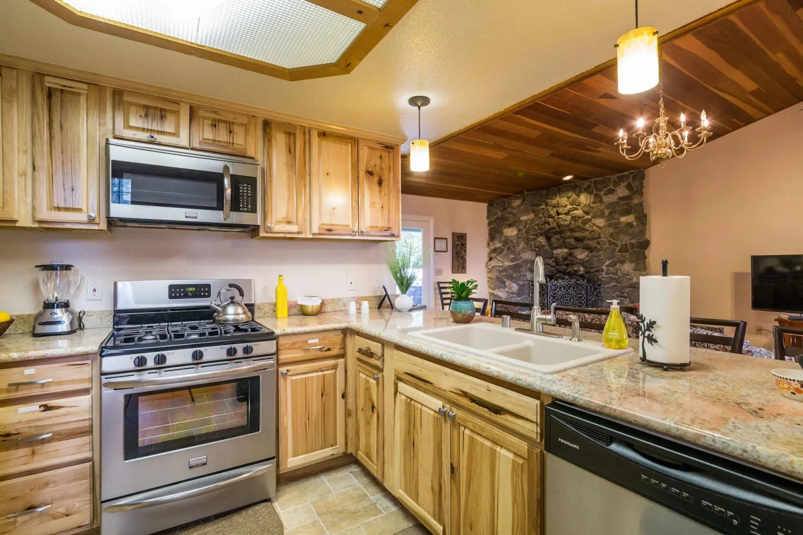 Inside Yosemite Sierra Blossom