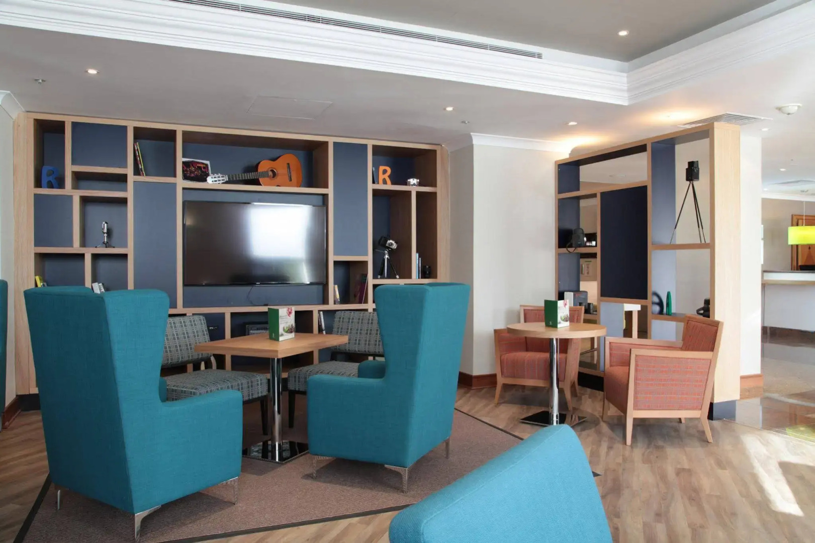 Отель B&B Hotel London Heathrow