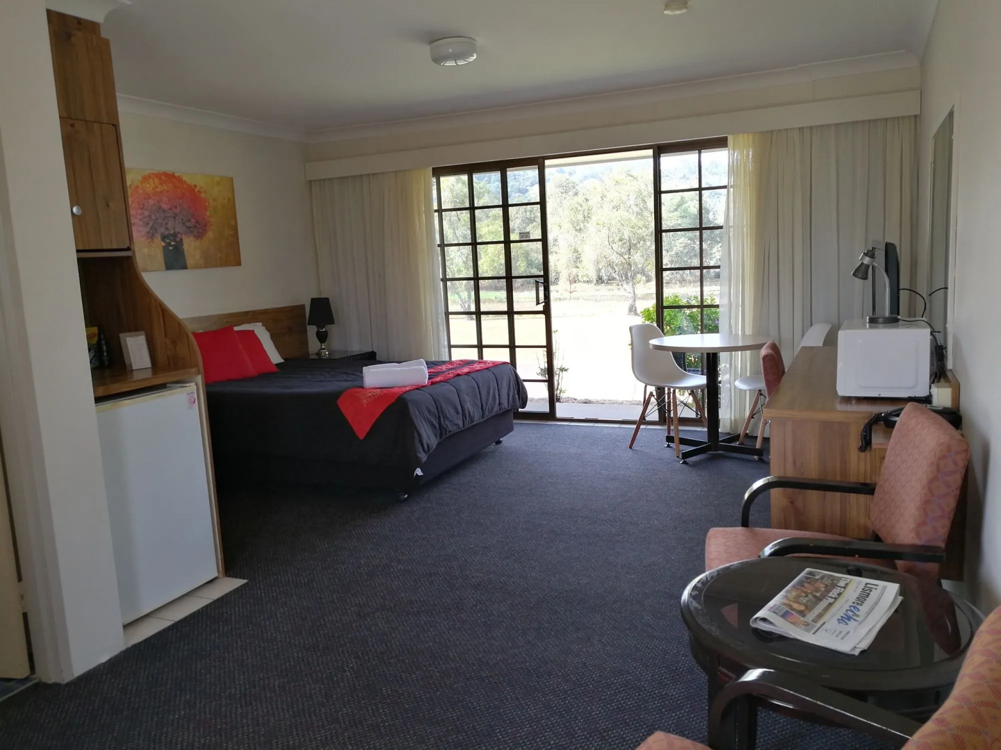 Lakeside Lodge Motel