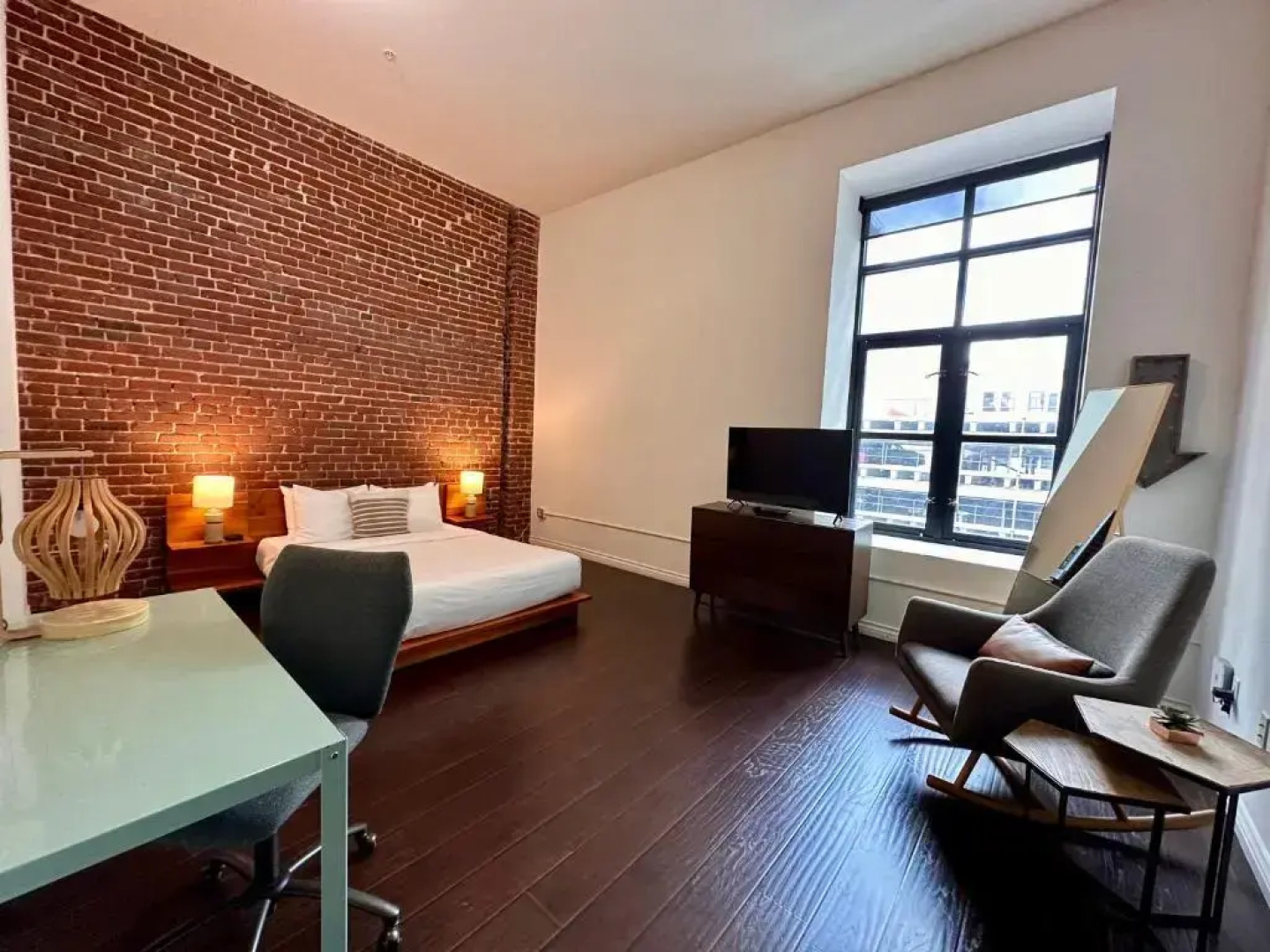 Abode Los Angeles - Downtown Historic Core