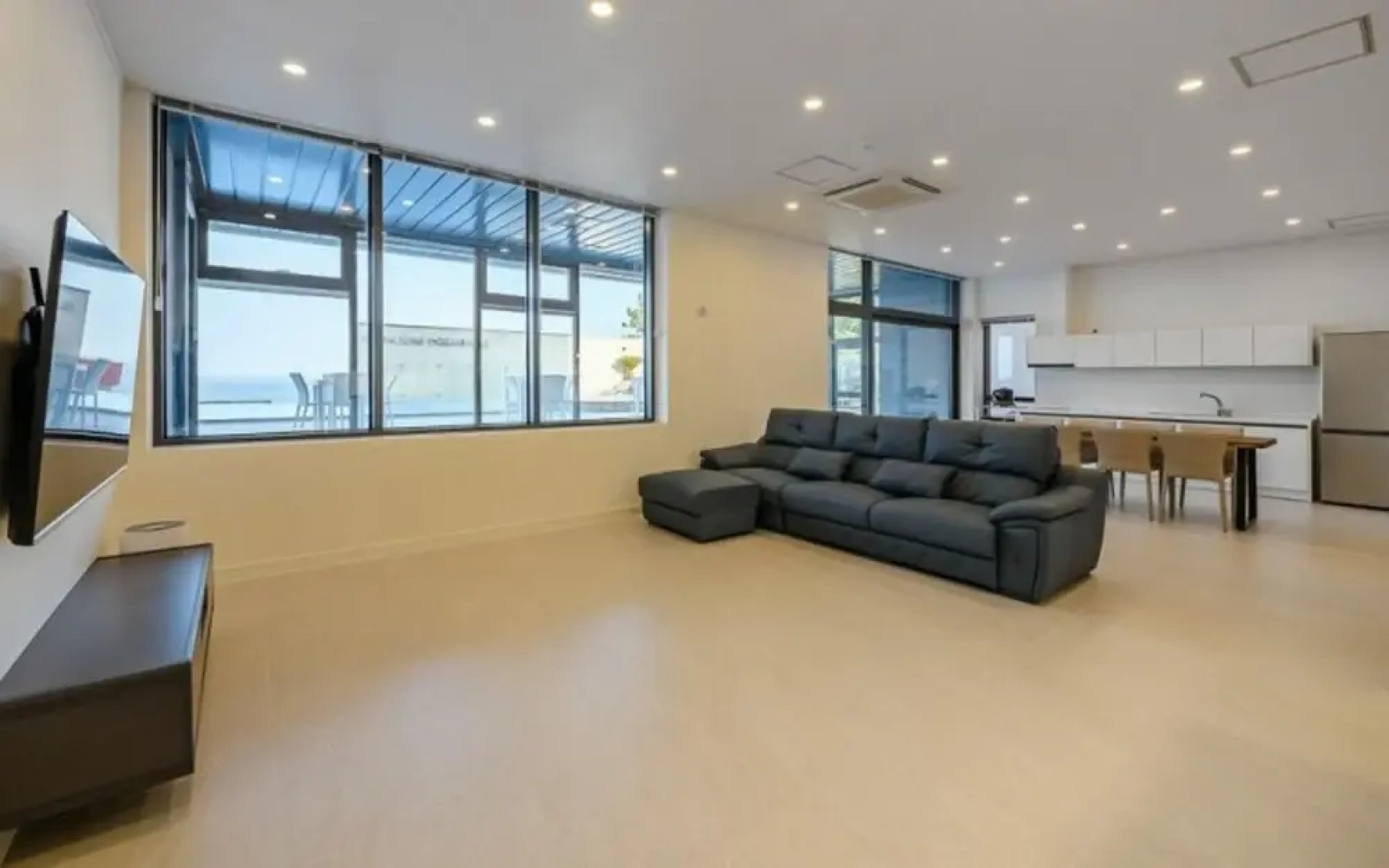 Pohang Red House Ocean Hills Pension