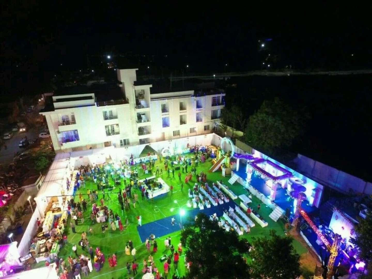 Hotel Nandini Resort