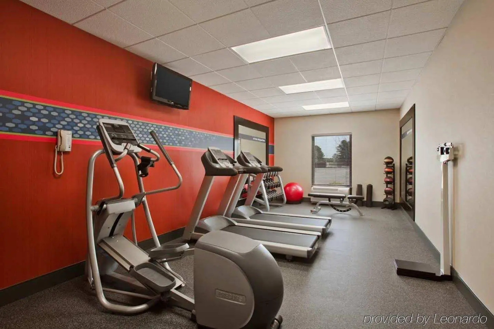 Hampton Inn by Hilton Dunn