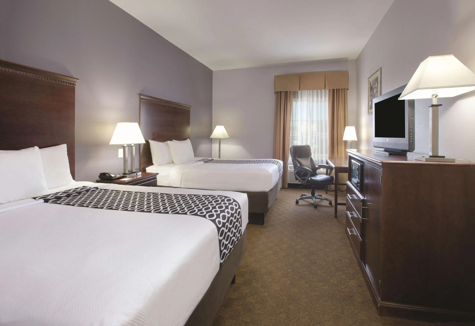 La Quinta Inn & Suites by Wyndham Corsicana