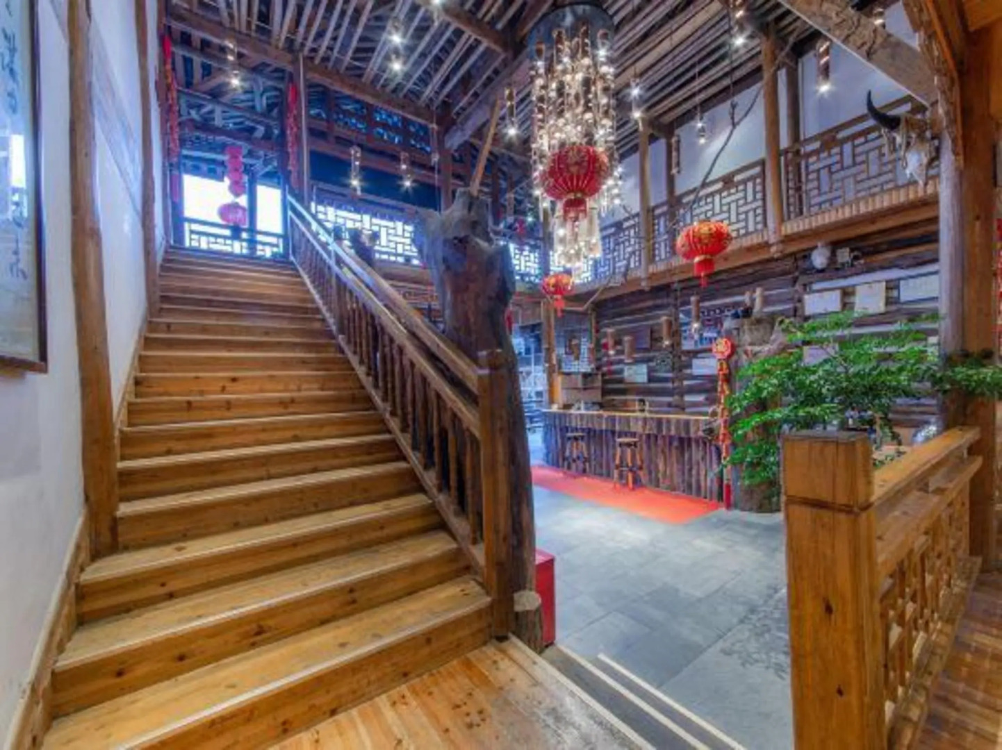 Fengxiang Yaozhai Hotel