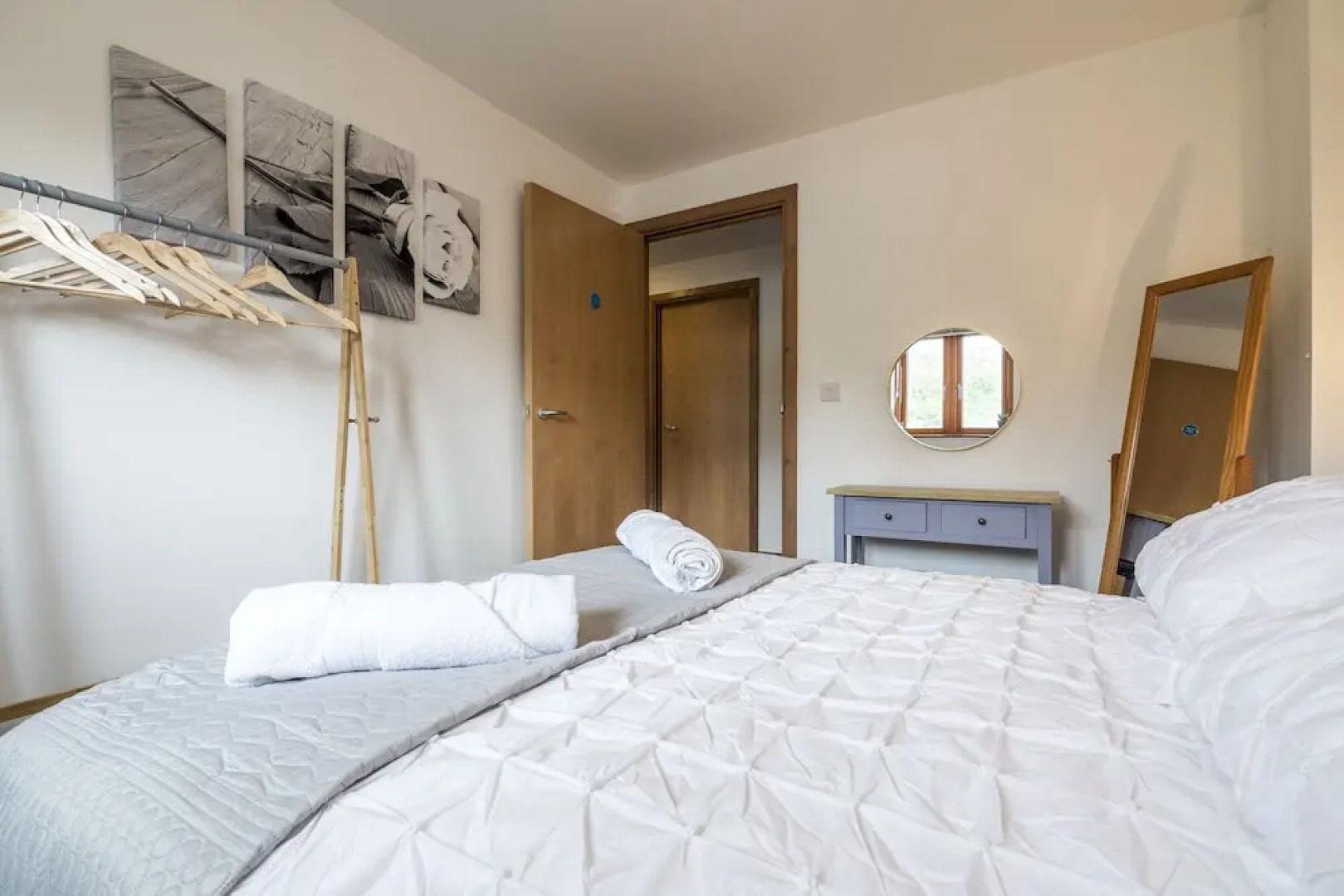 Marina View - 3 Bedroom - Milford Haven