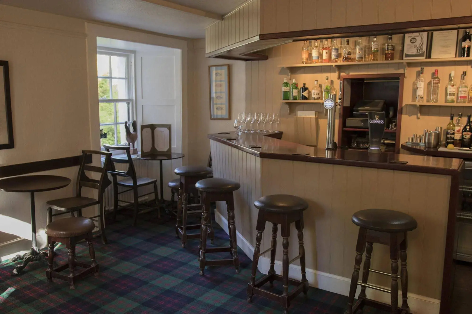 Ardeonaig Hotel & Restaurant