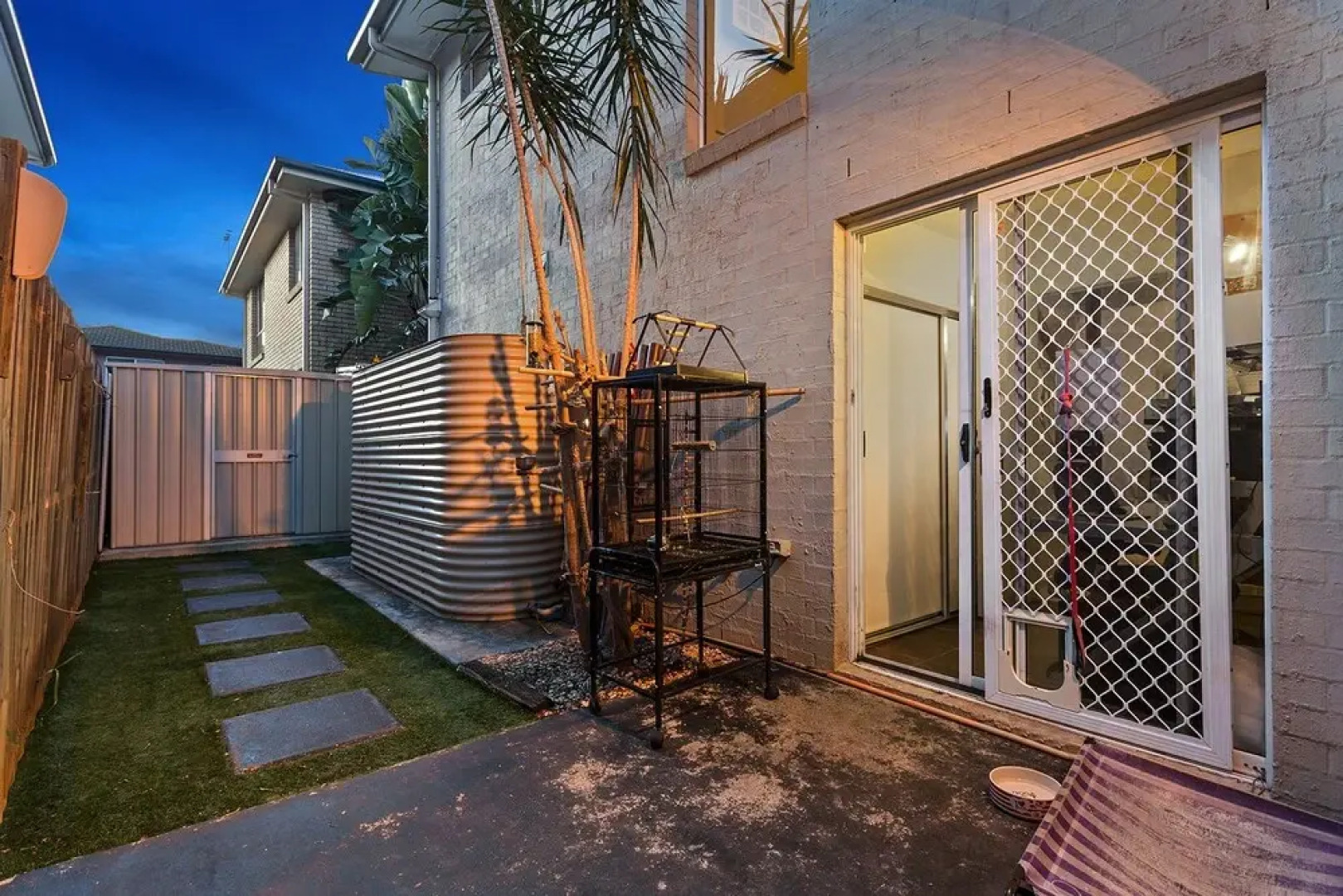 Resort Style Home near Airport & CBD