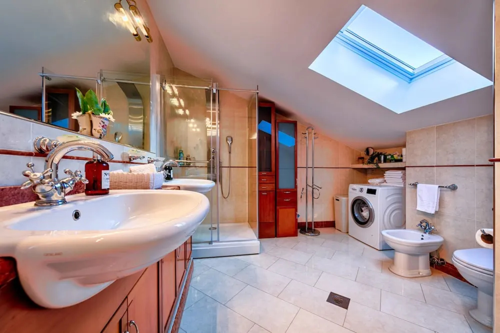 Apartments Donna with Sea View