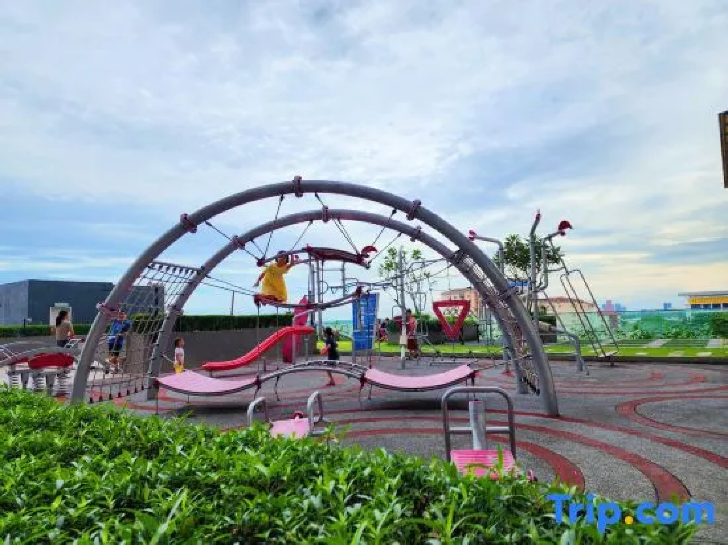 Puchong IOI & KL & Hello Kitty Theme Air-Con Suite