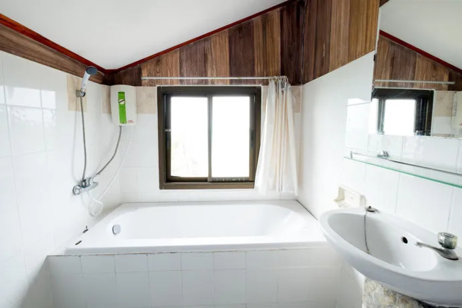 Glam House Apartments