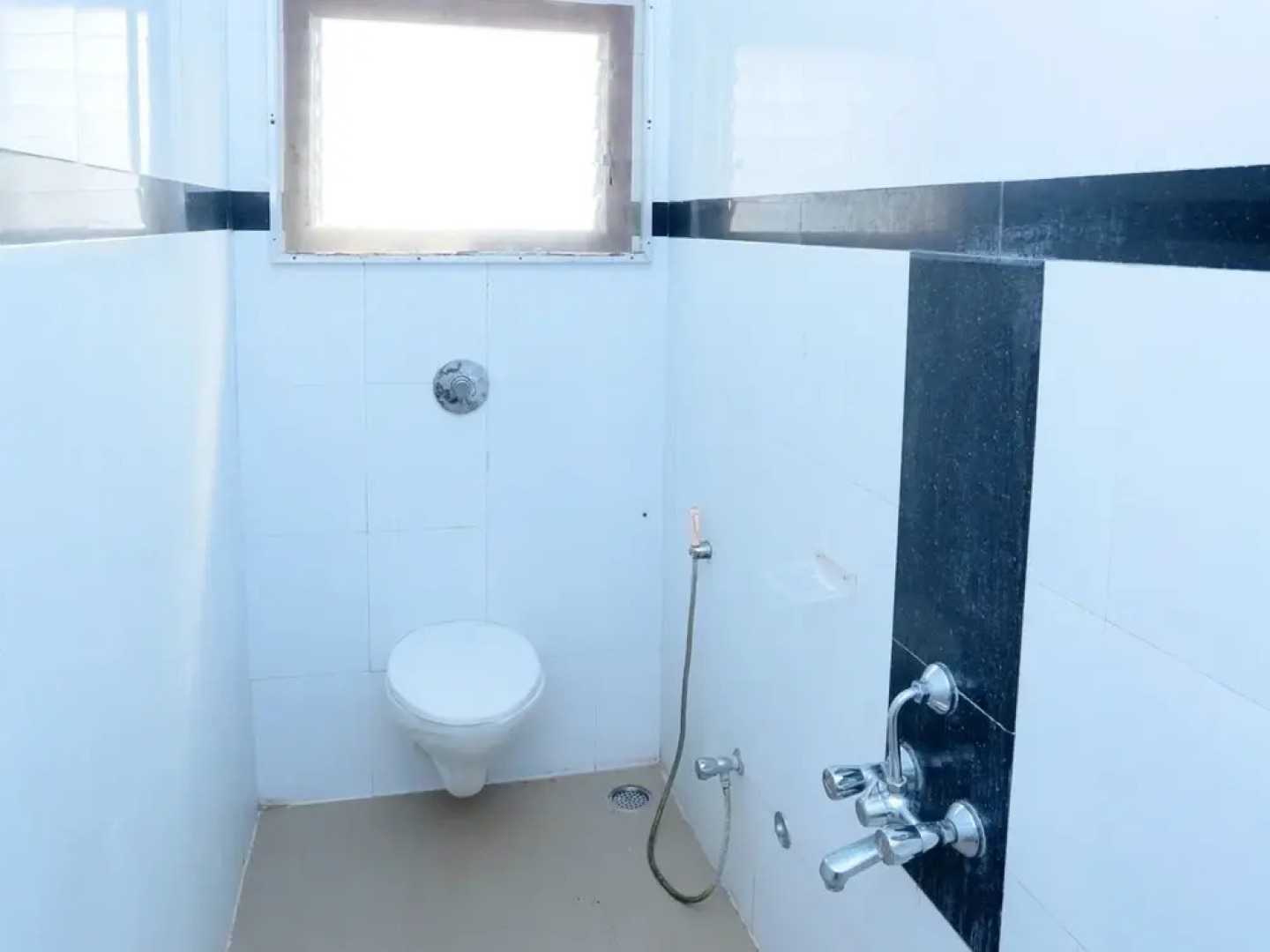 OYO 24347 Hotel Sunrise View