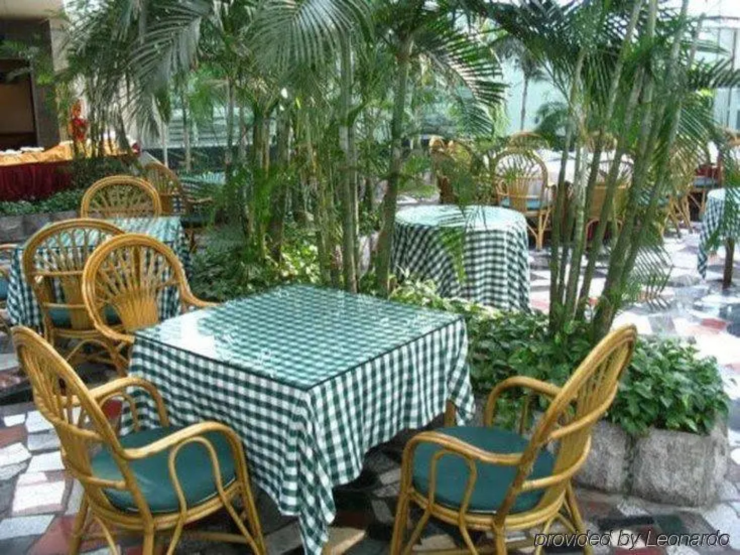 Tianjin Super Garden Hotel