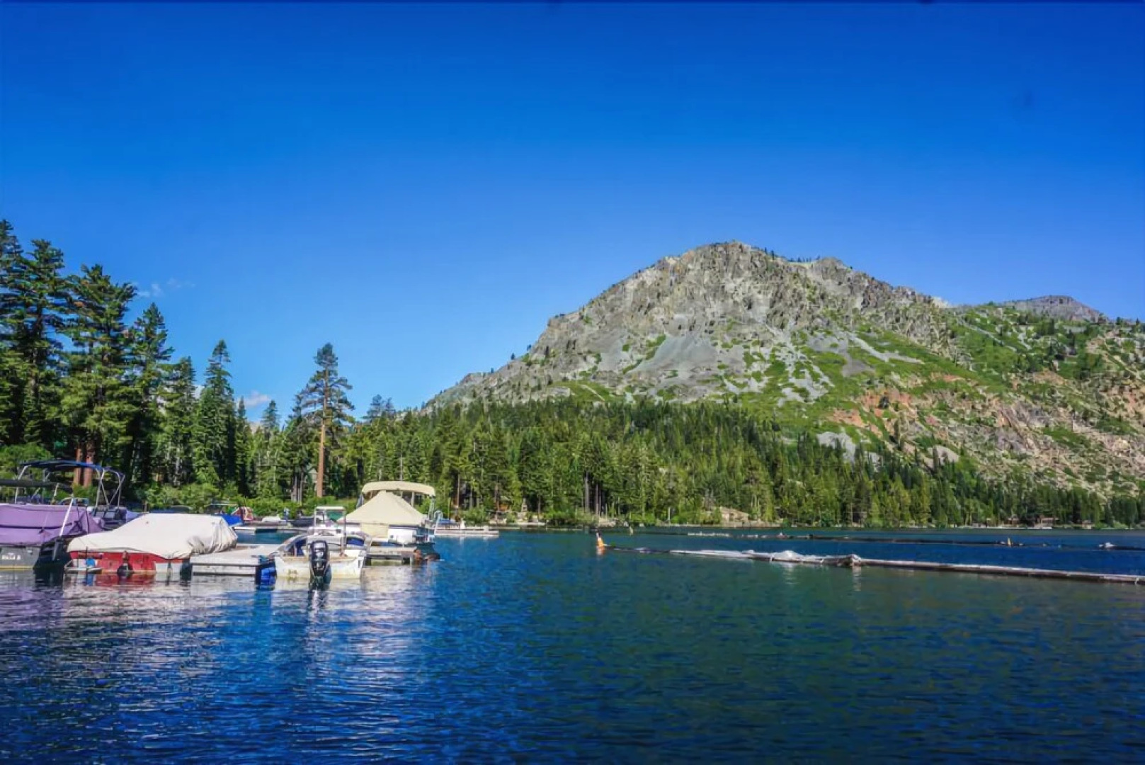 Eagles`s Eyrie 5 Bedrooms 2.5 Bathrooms Home