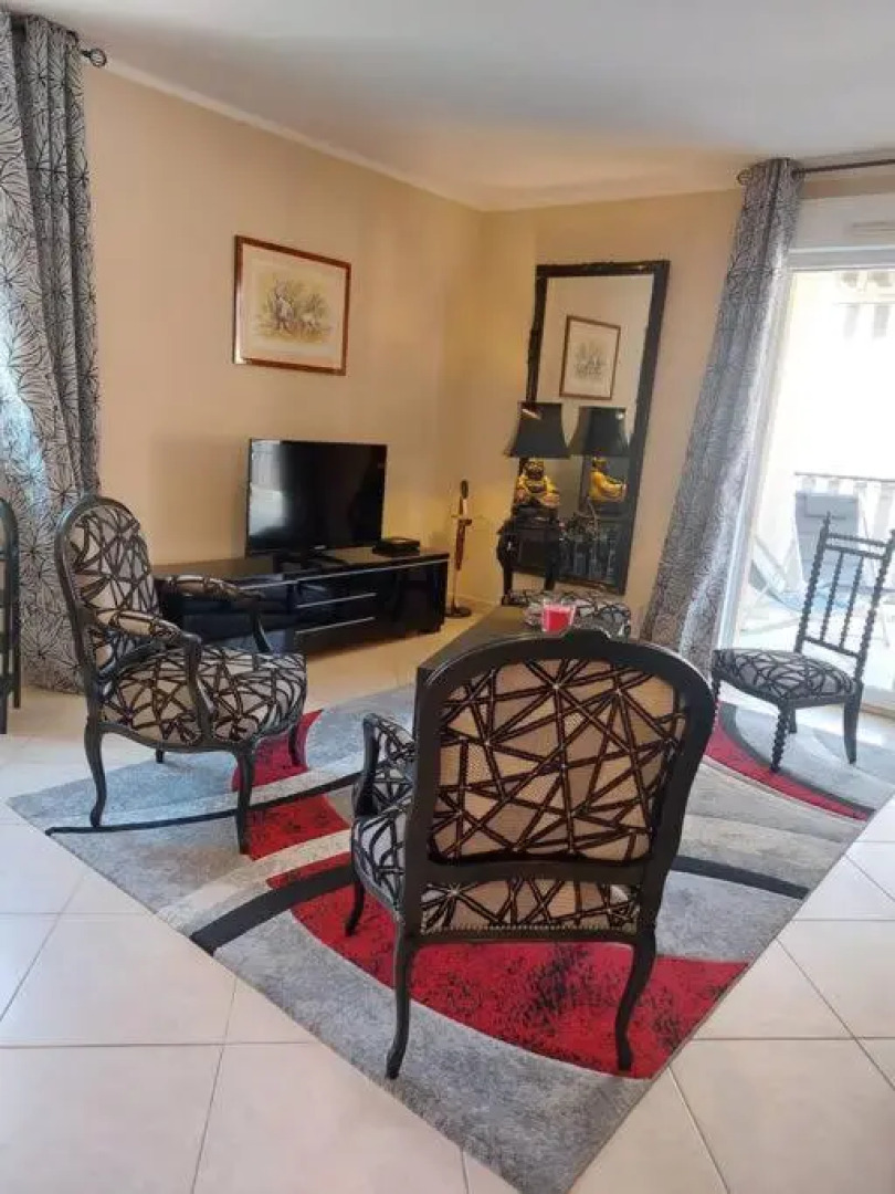 Appartement T3 agréable, proche centre et plage.