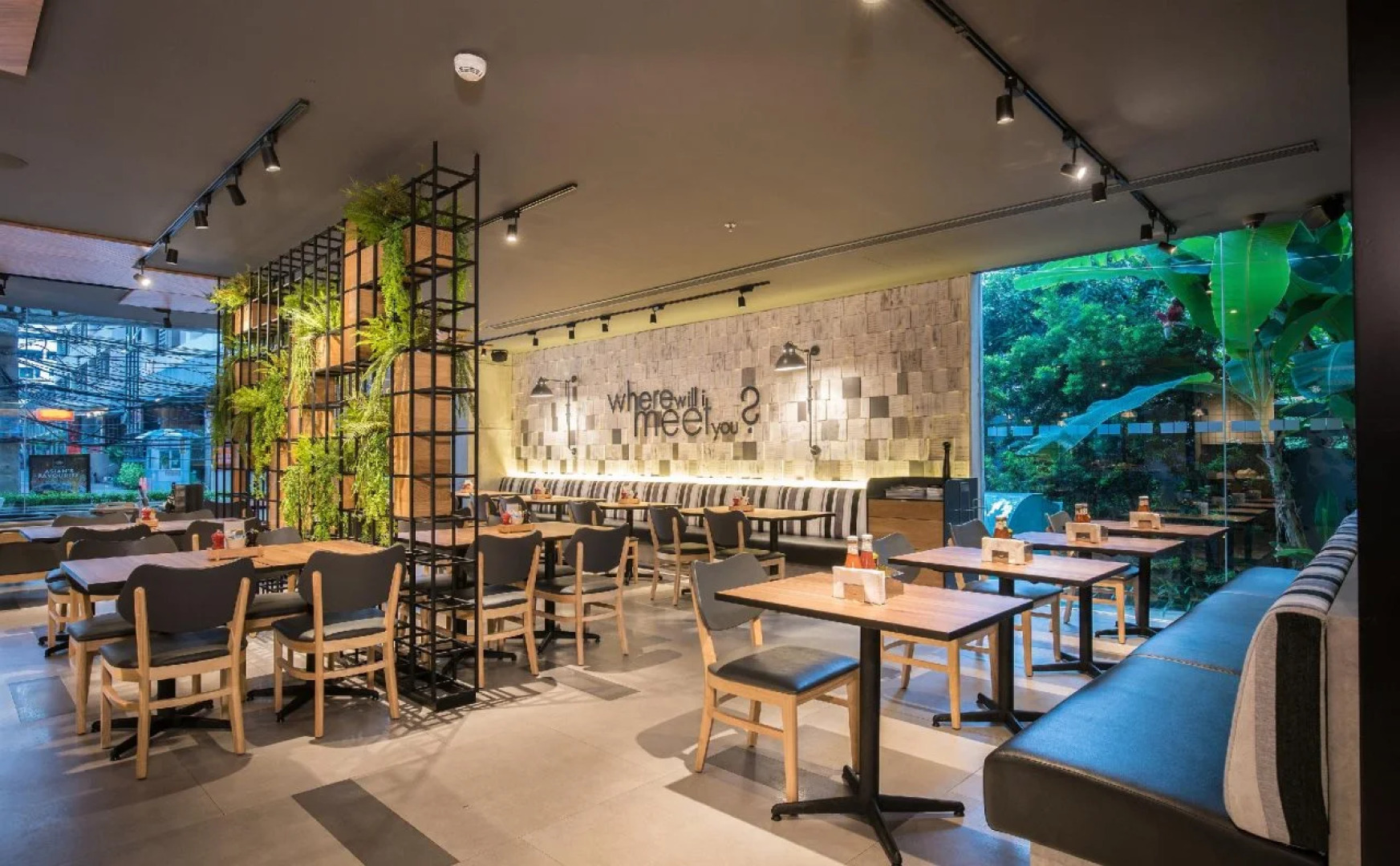 Holiday Inn Express Bangkok Sathorn by IHG