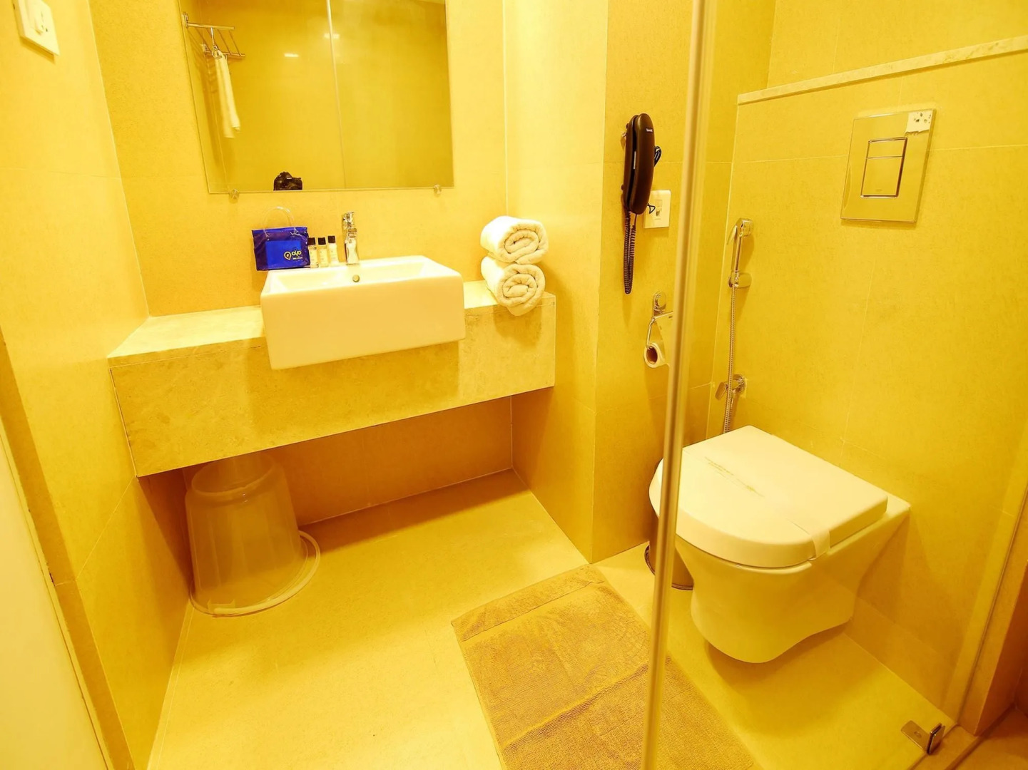 OYO 1975 Hotel Arcadia Regency