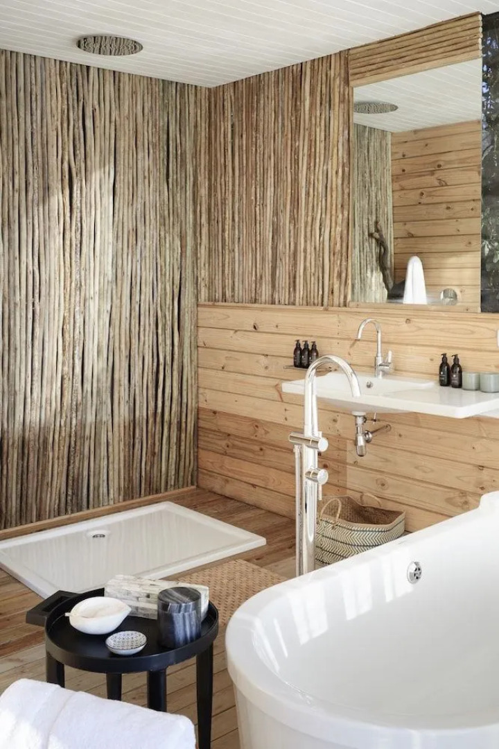 Victoria Falls River Lodge