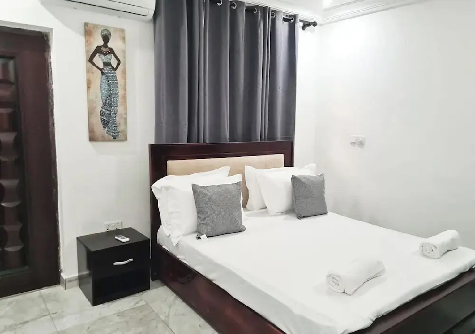 Charming Quiet & Cozy Close to Highway