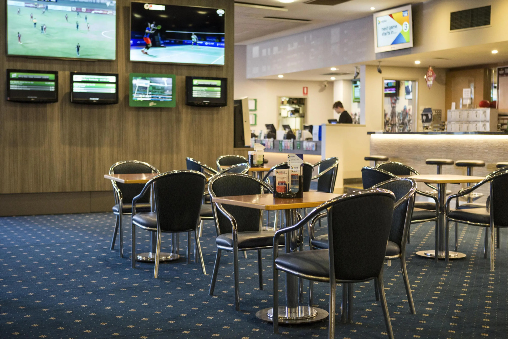 Nightcap at St Albans Hotel