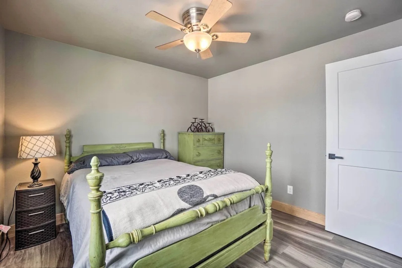 Spacious Saratoga Condo w/ Mountain Views!