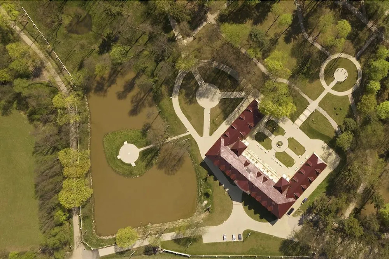 Zámek Kamenný dvůr