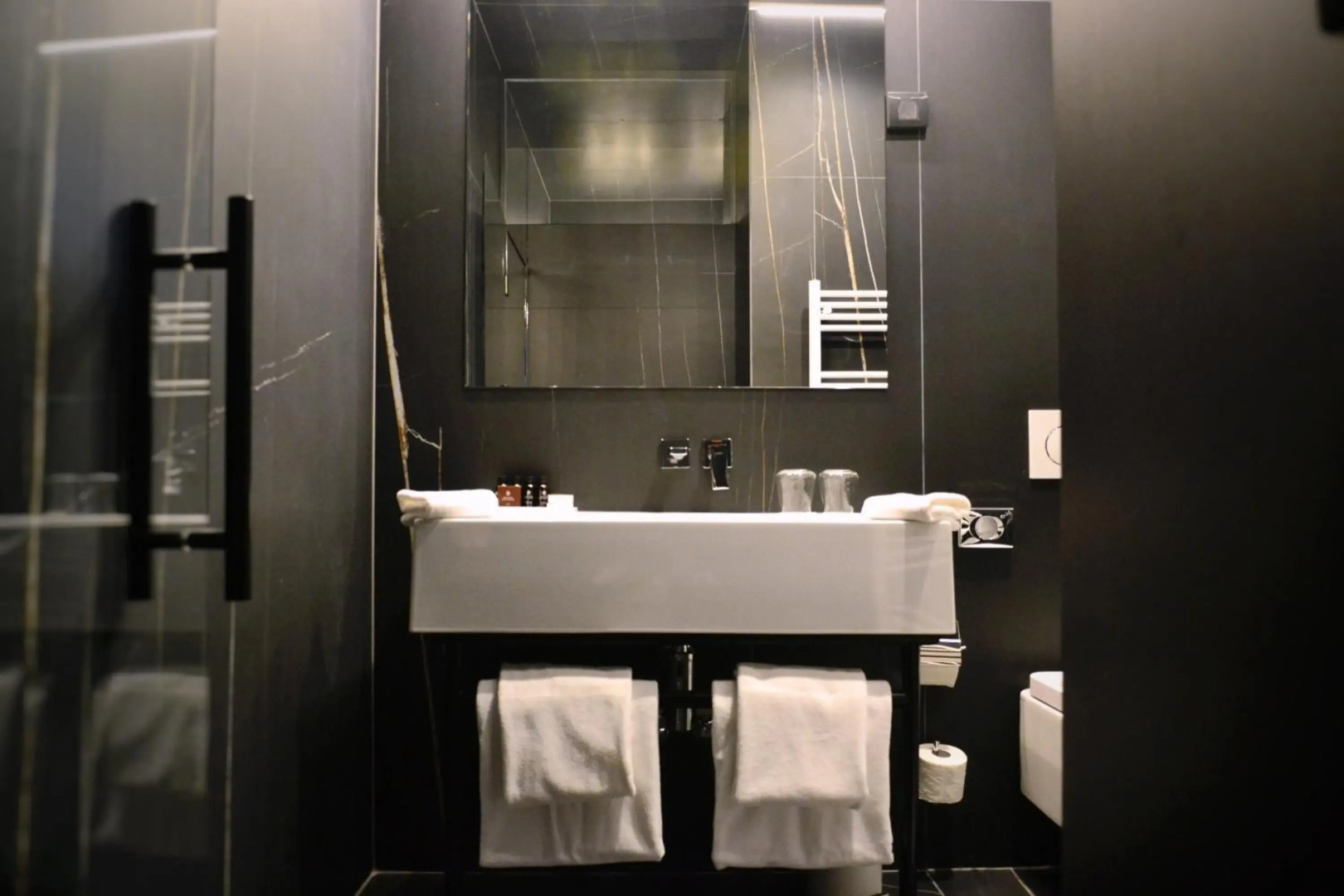 Winery & Design hotel ROXANICH